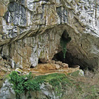 Cueva Huerta